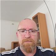 hablante nativo de inglés que busca enseñar a adultos y niños